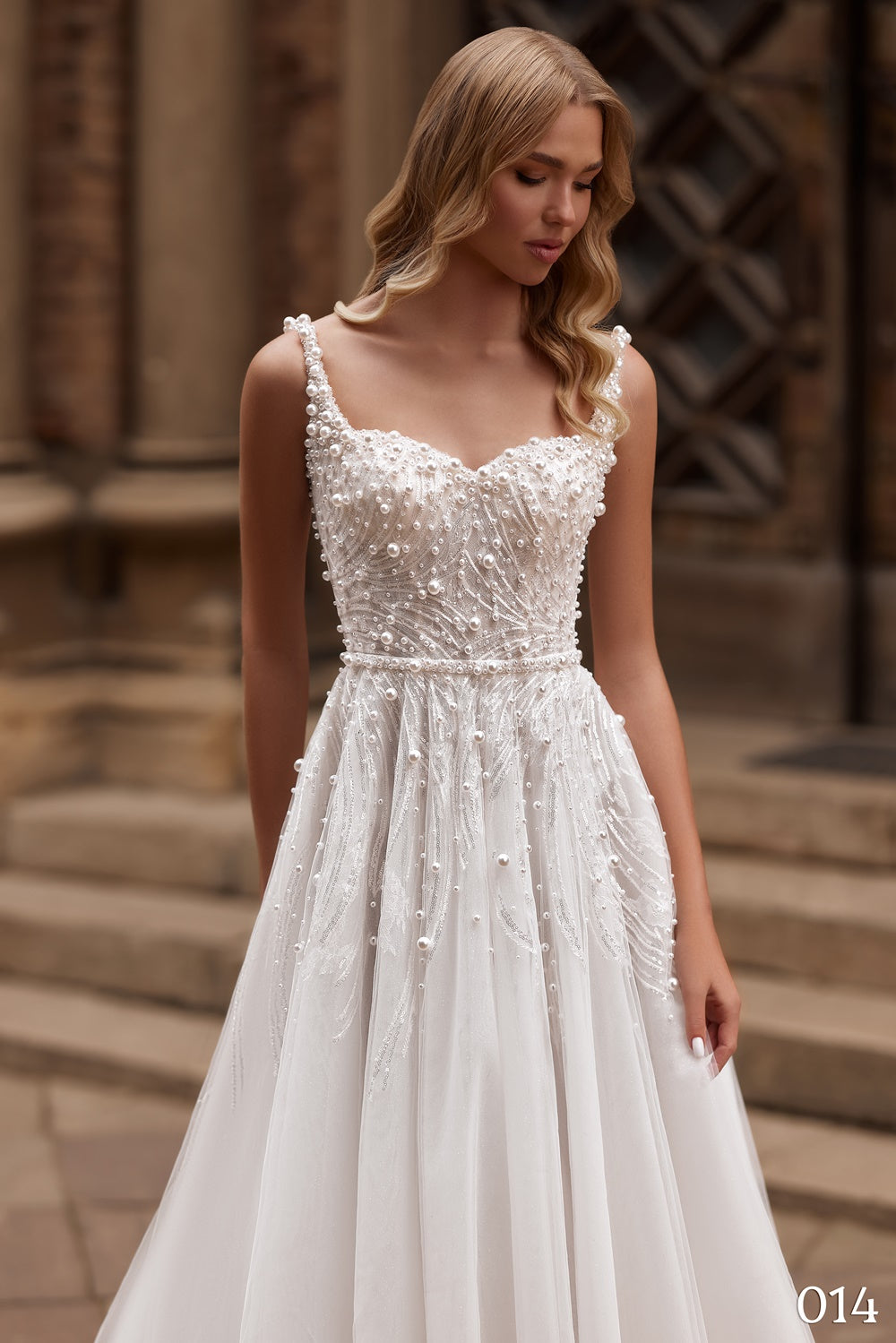 Rochie mireasa cu fusta A-line ,fara maneci, tip maieu 25-14