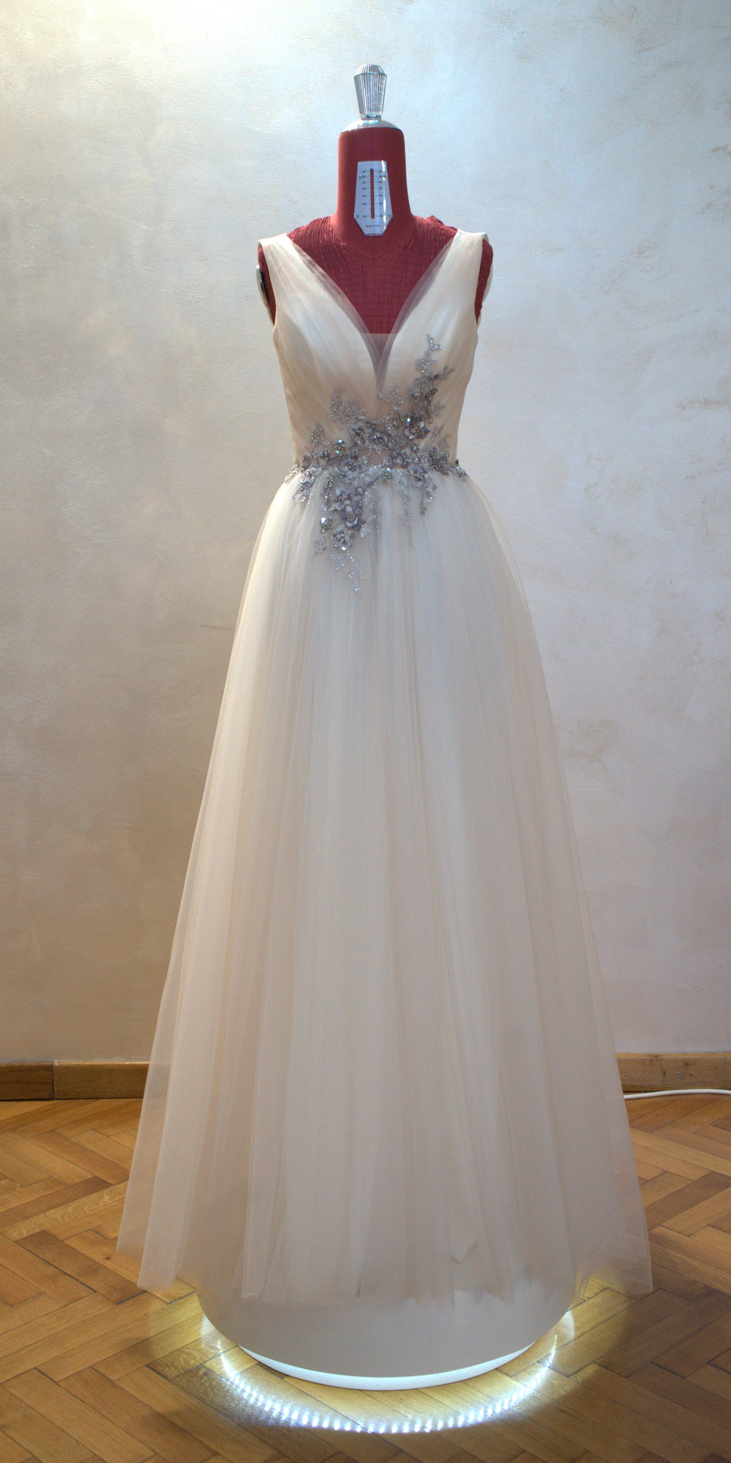 Rochie mireasa XS, MP7