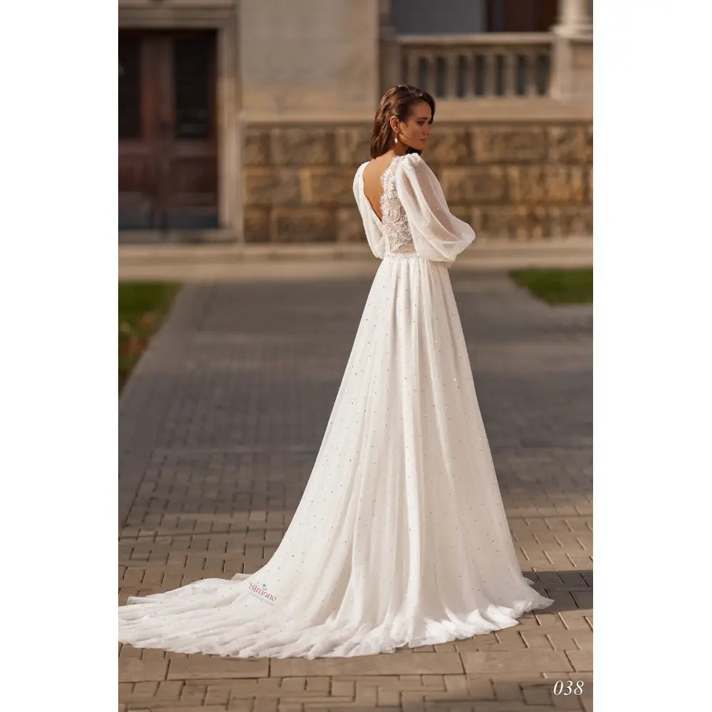 Rochie de mireasa cu fusta lejera si maneci bufante 24-38 - Simone Boutique rochii de mireasa Sibiu