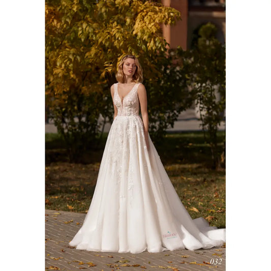 Rochie mireasa A-line cu corset tip maieu 24-32 - Simone Boutique rochii de mireasa Sibiu