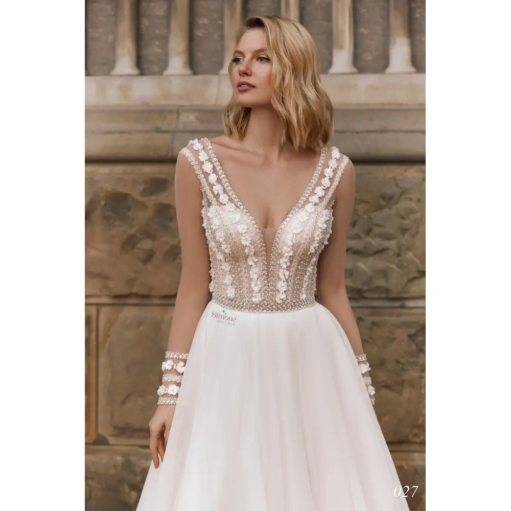 Rochie mireasa A-line cu decolteu V si maneci lungi 24-27 - Simone Boutique rochii de mireasa Sibiu