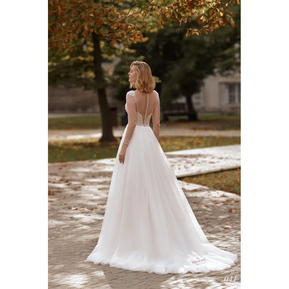 Rochie mireasa A-line cu decolteu inimioara si maneci lungi 24-41 - Simone Boutique rochii de mireasa Sibiu