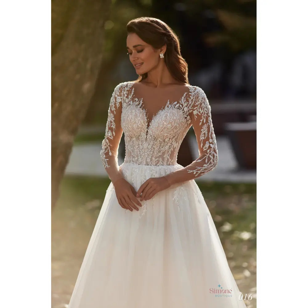 Rochie mireasa A-line cu maneci lungi 24-16 - Simone Boutique rochii de mireasa Sibiu