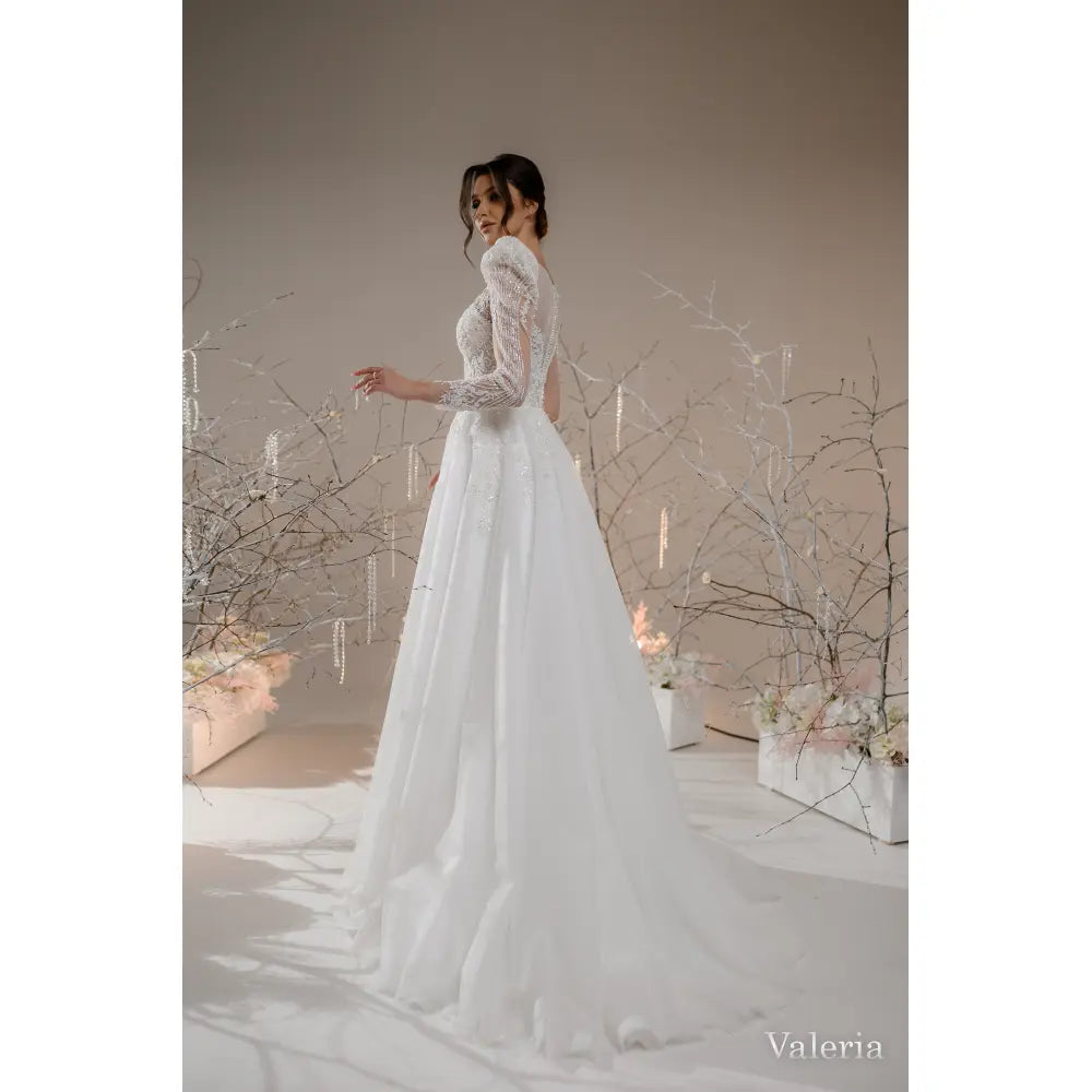 Rochie mireasa A-line cu maneci lungi bufante la umeri - Valeria - Simone Boutique rochii de mireasa Sibiu