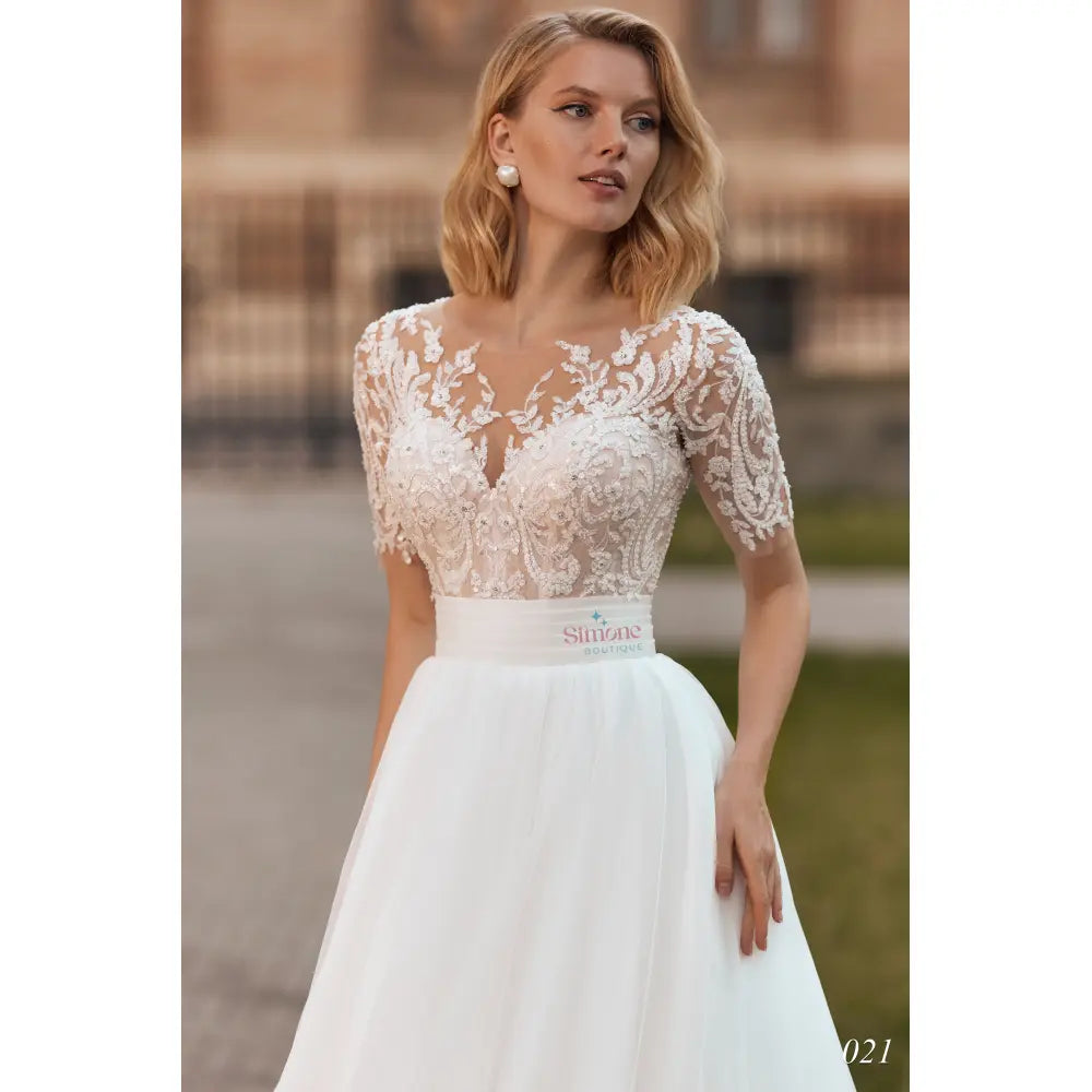 Rochie mireasa A-line cu maneci scurte 24-21 - Simone Boutique rochii de mireasa Sibiu