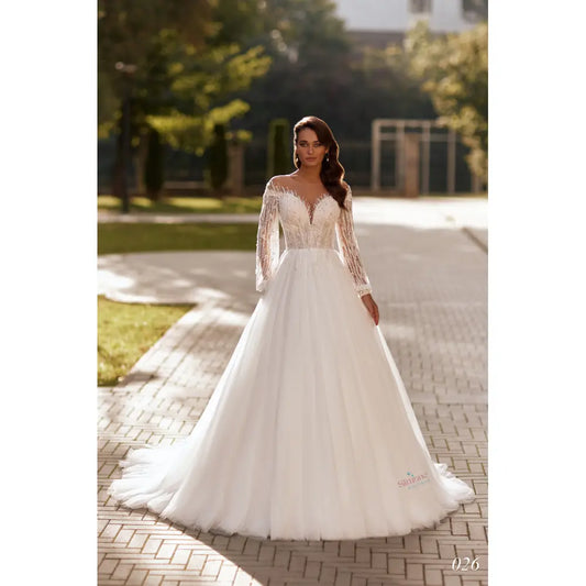 Rochie mireasa A-line cu umerii goi si maneci largi 24-26 - Simone Boutique rochii de mireasa Sibiu