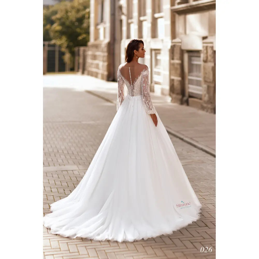 Rochie mireasa A-line cu umerii goi si maneci largi 24-26 - Simone Boutique rochii de mireasa Sibiu