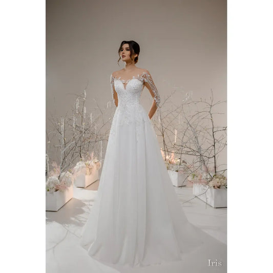 Rochie mireasa A-line cu umerii goi si maneci lungi - Iris - Simone Boutique rochii de mireasa Sibiu