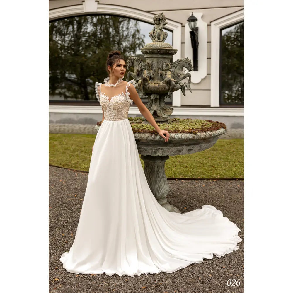 Rochie mireasa cu fusta de voal 23-26 - Simone Boutique rochii de mireasa Sibiu