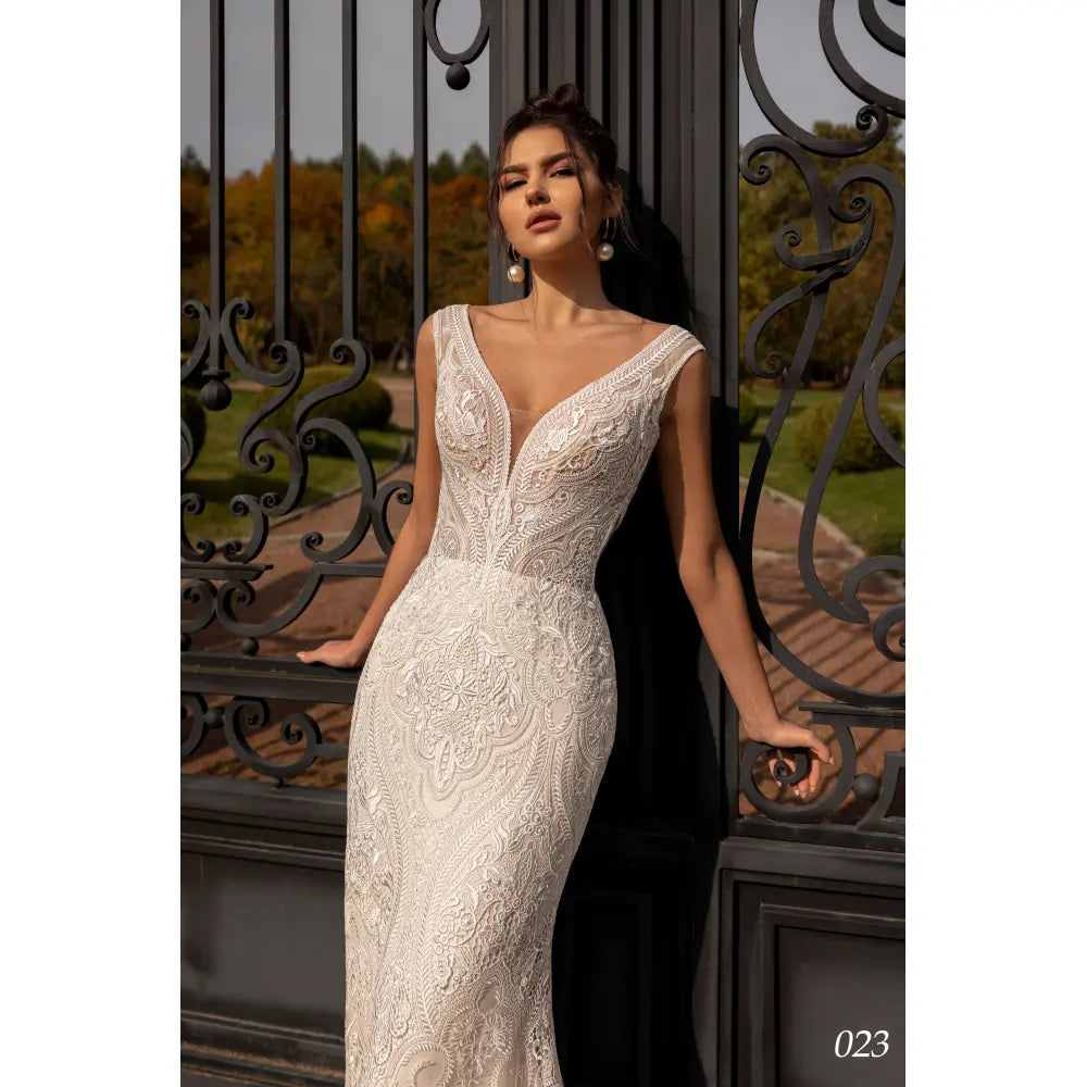 Rochie mireasa sirena cu decolteu V 23-23 - Simone Boutique rochii de mireasa Sibiu