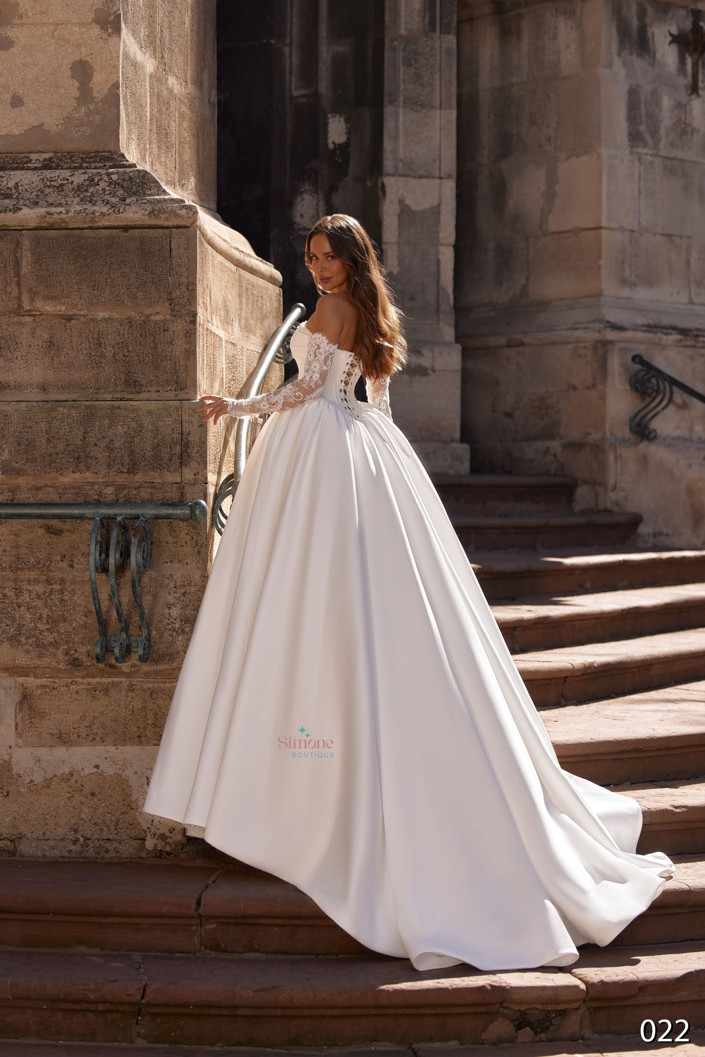 Rochie mireasa printasa cu maneci detasabile 26-22