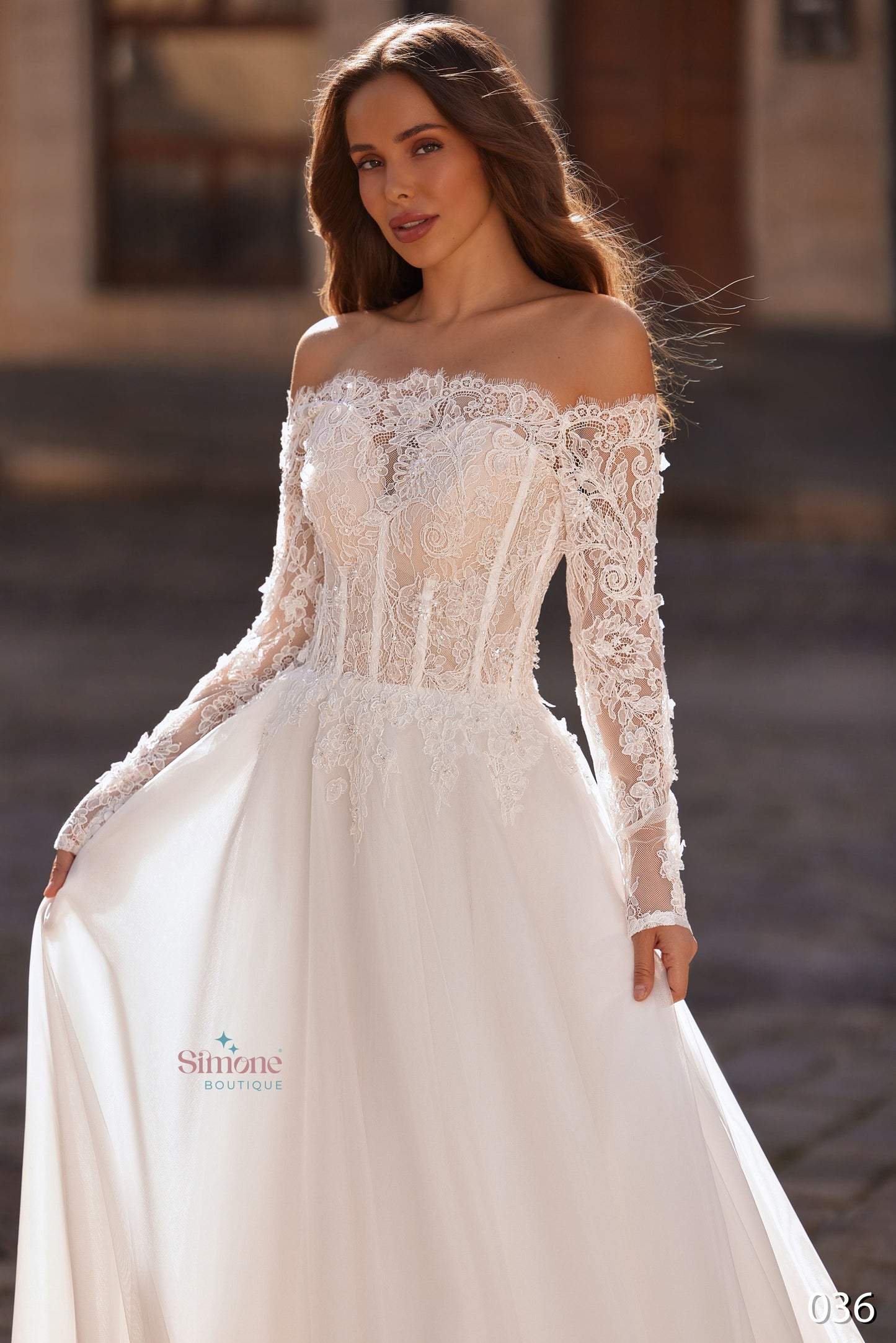 Rochie mireasa A-line cu umerii goi si maneci lungi 26-36