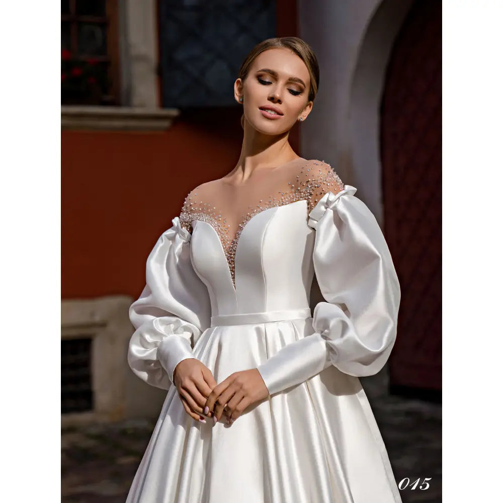 Rochie mireasa tafta cu maneca lunga 22-15 - Simone Boutique rochii de mireasa Sibiu