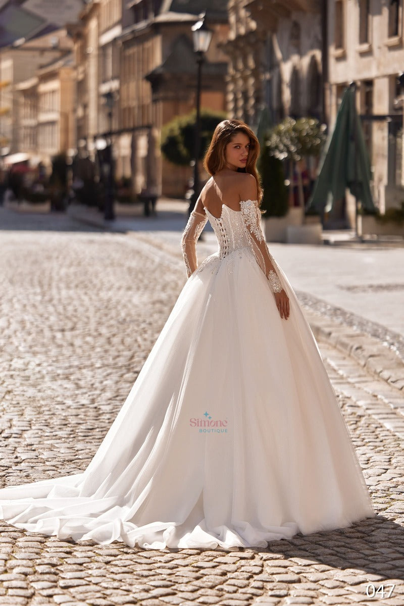 Rochie mireasa printesa pe corset cu maneci detasabile 26-47